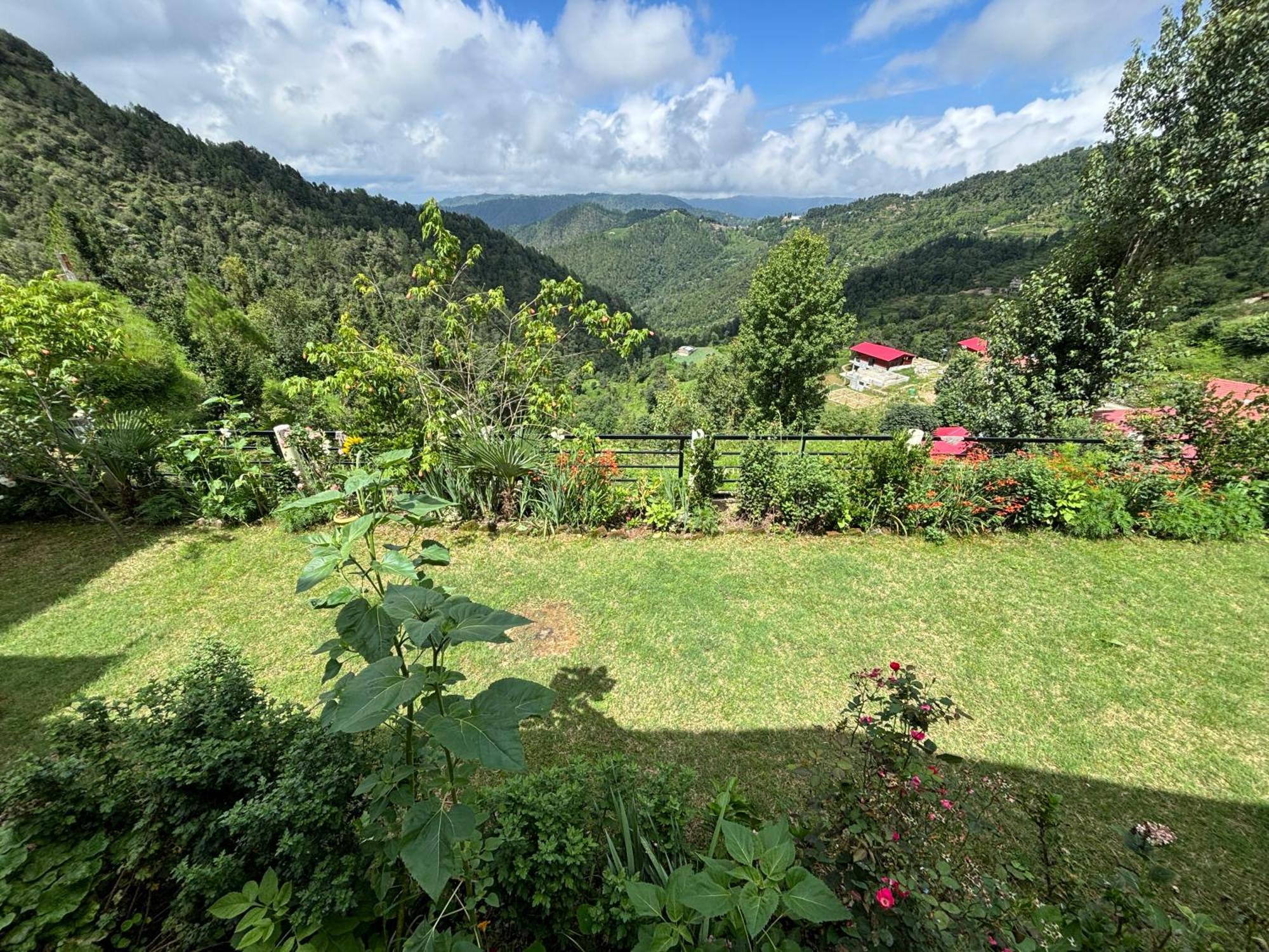 Indus Valley Mukteshwar Villa Kültér fotó